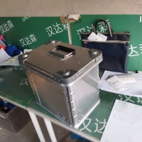 ZARGES中型鋁制運(yùn)輸箱K440  40702可用于遠(yuǎn)征和急救人員